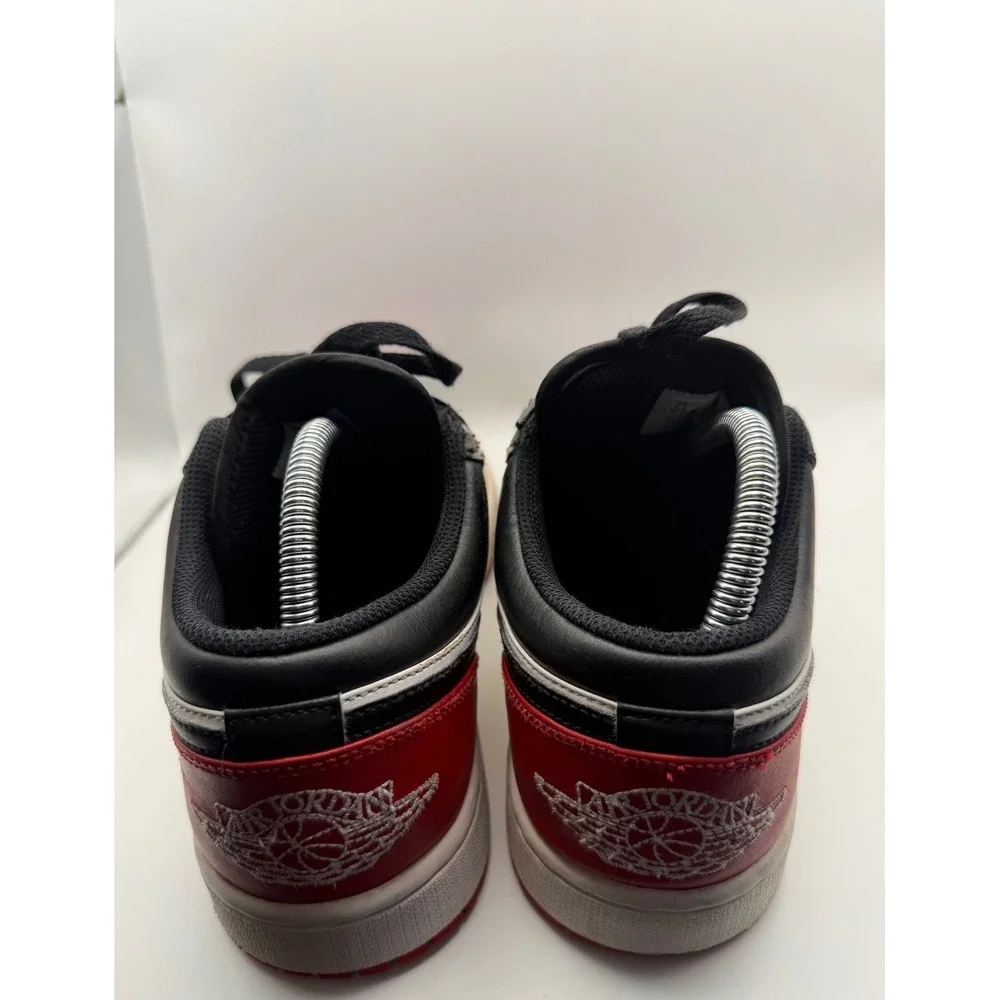 Jordan Air Jordan 1 Low Mens 9.5 Black White Red Good 553558-161 Bred Toe